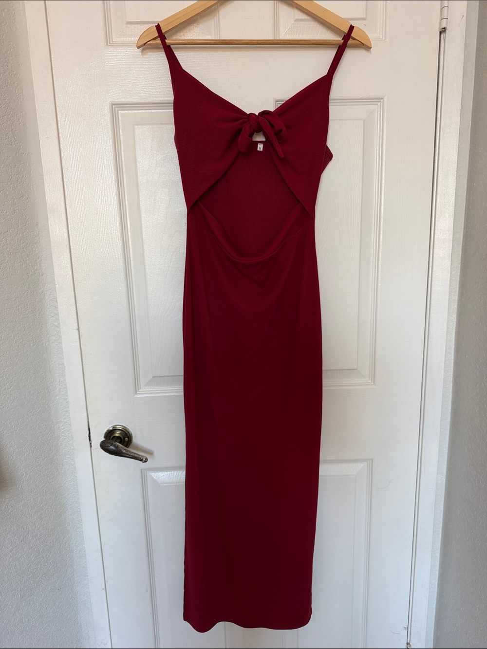 Women's Burgundy Knot-Front Cutout Dress